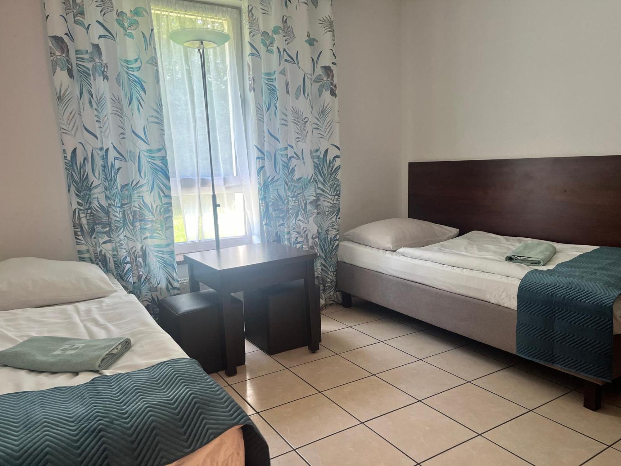 Motel W Lace Boleslawiec  Ngoại thất bức ảnh